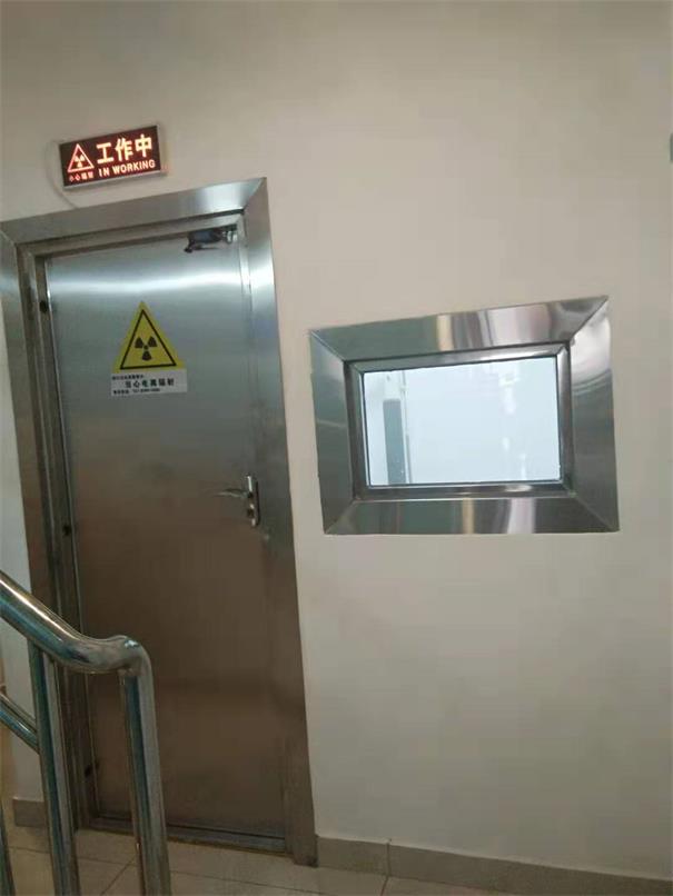 光銘防輻射為你分享，牙科機(jī)房防輻射鉛門(mén)定制與要求